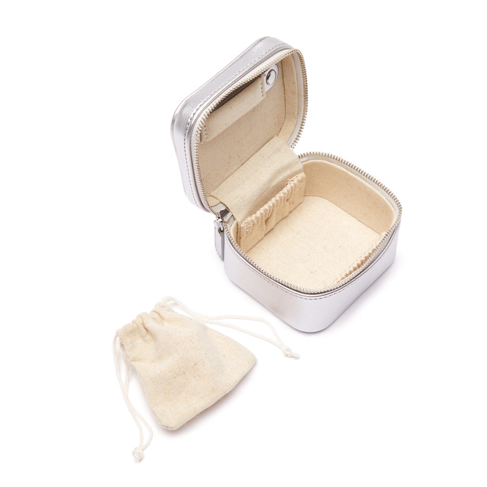 Luna Petite Jewelry Case