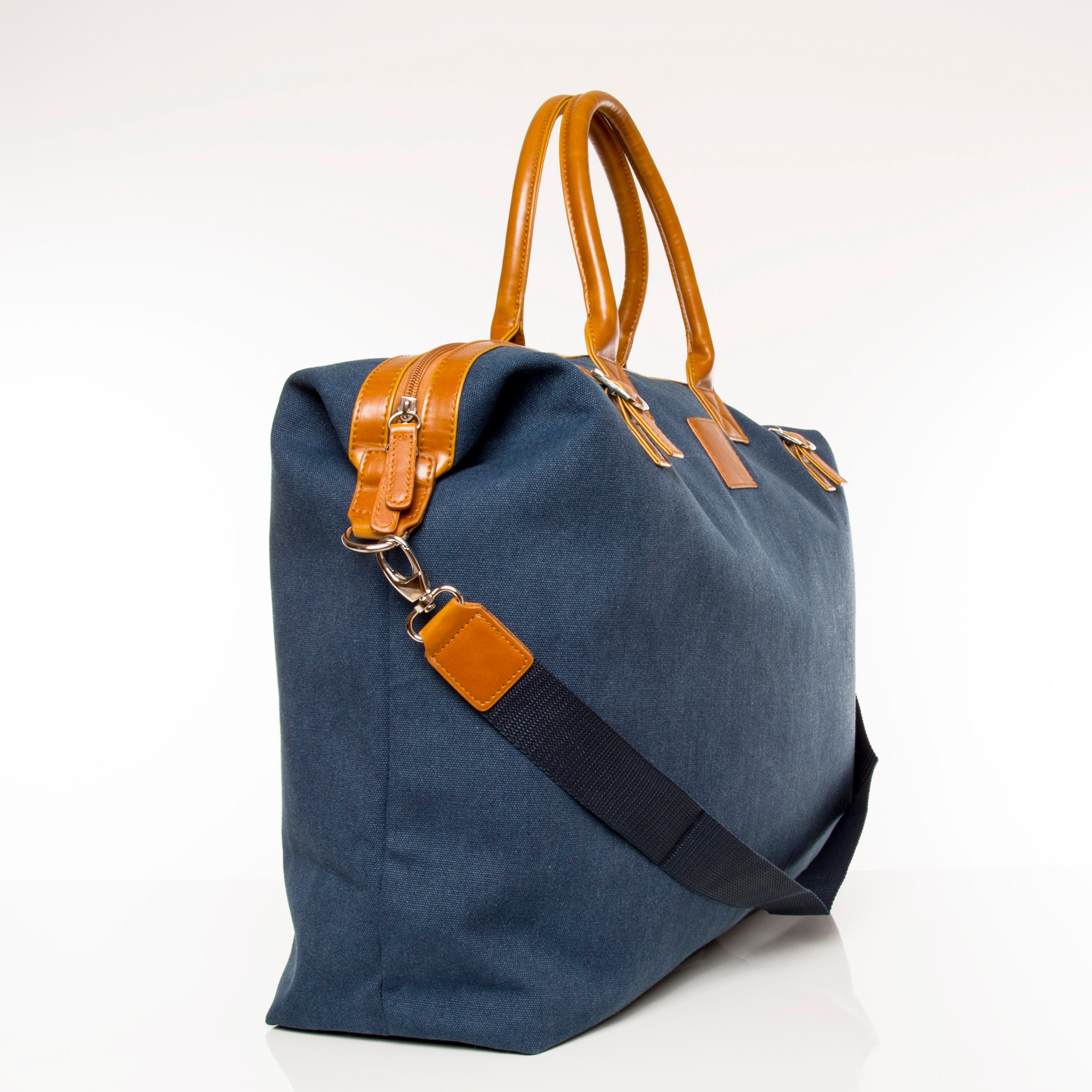 The Weekender Bag Blue | Brouk & Co.