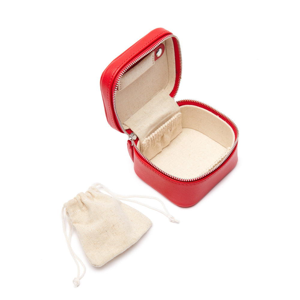 Luna Petite Jewelry Case