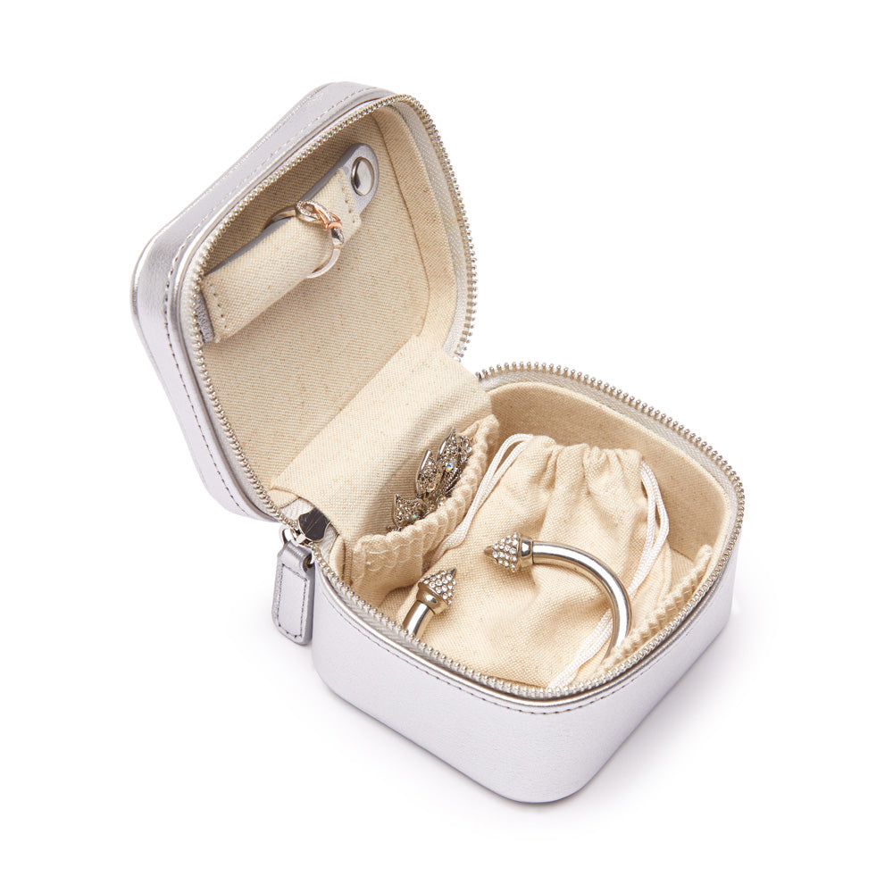 Luna Petite Jewelry Case